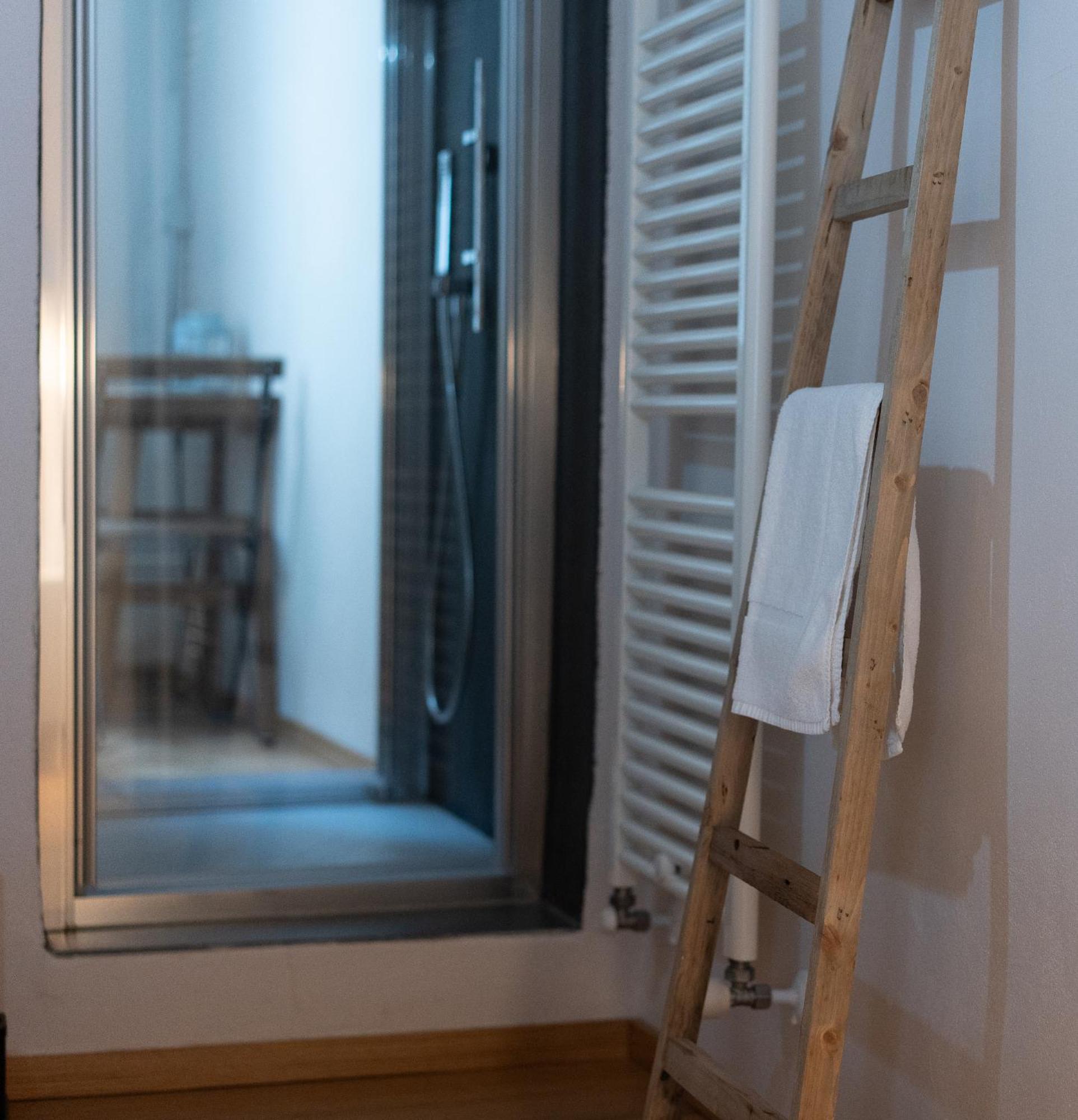 Freedom Suites Parma Eksteriør billede